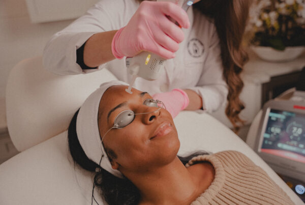 woman getting laser genesis